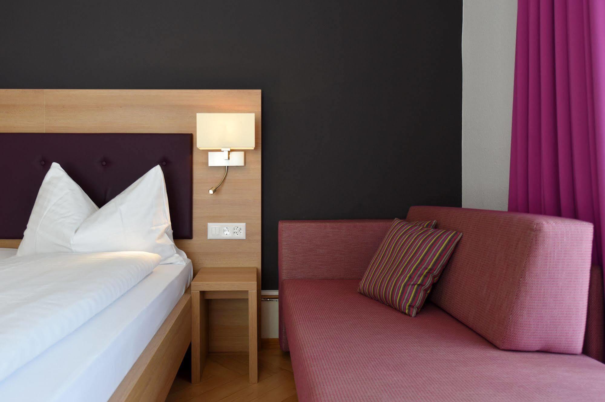 Waldhotel Unspunnen Hotel 2*